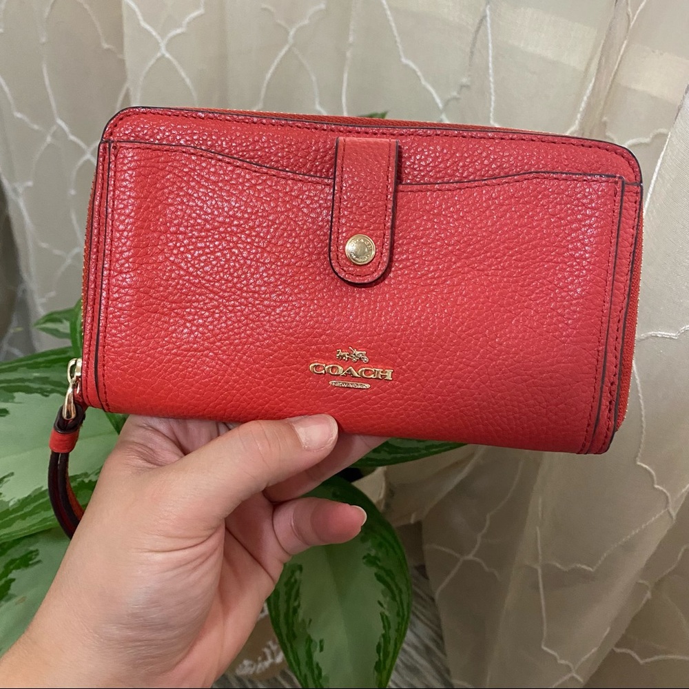 Coach - Ziparound Wristlet Wallet